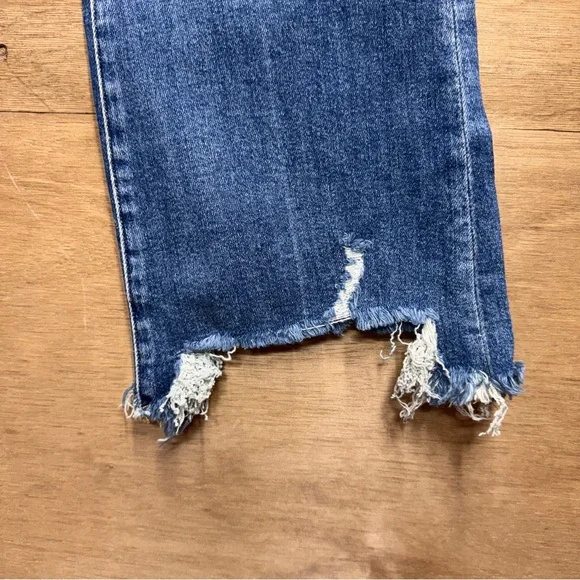 Risen High-Waist Frayed Hem Ankle Flare - Picture 5 of 10